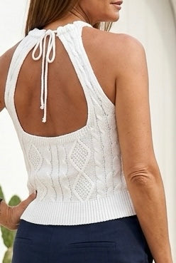 TOP DE CROCHET HALTER CON ESPALDA ABIERTA
