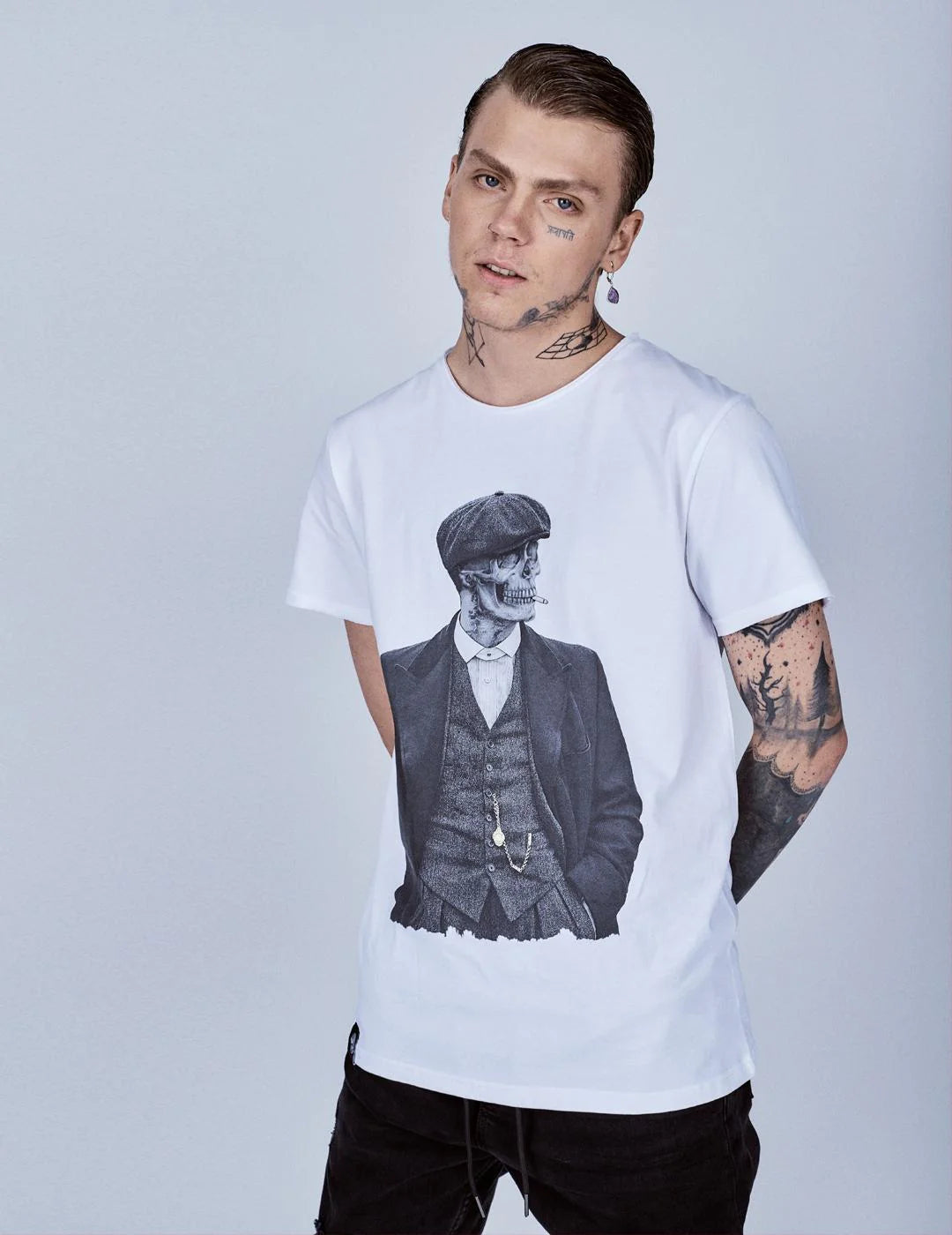 PEAKY SKULL T-SHIRT