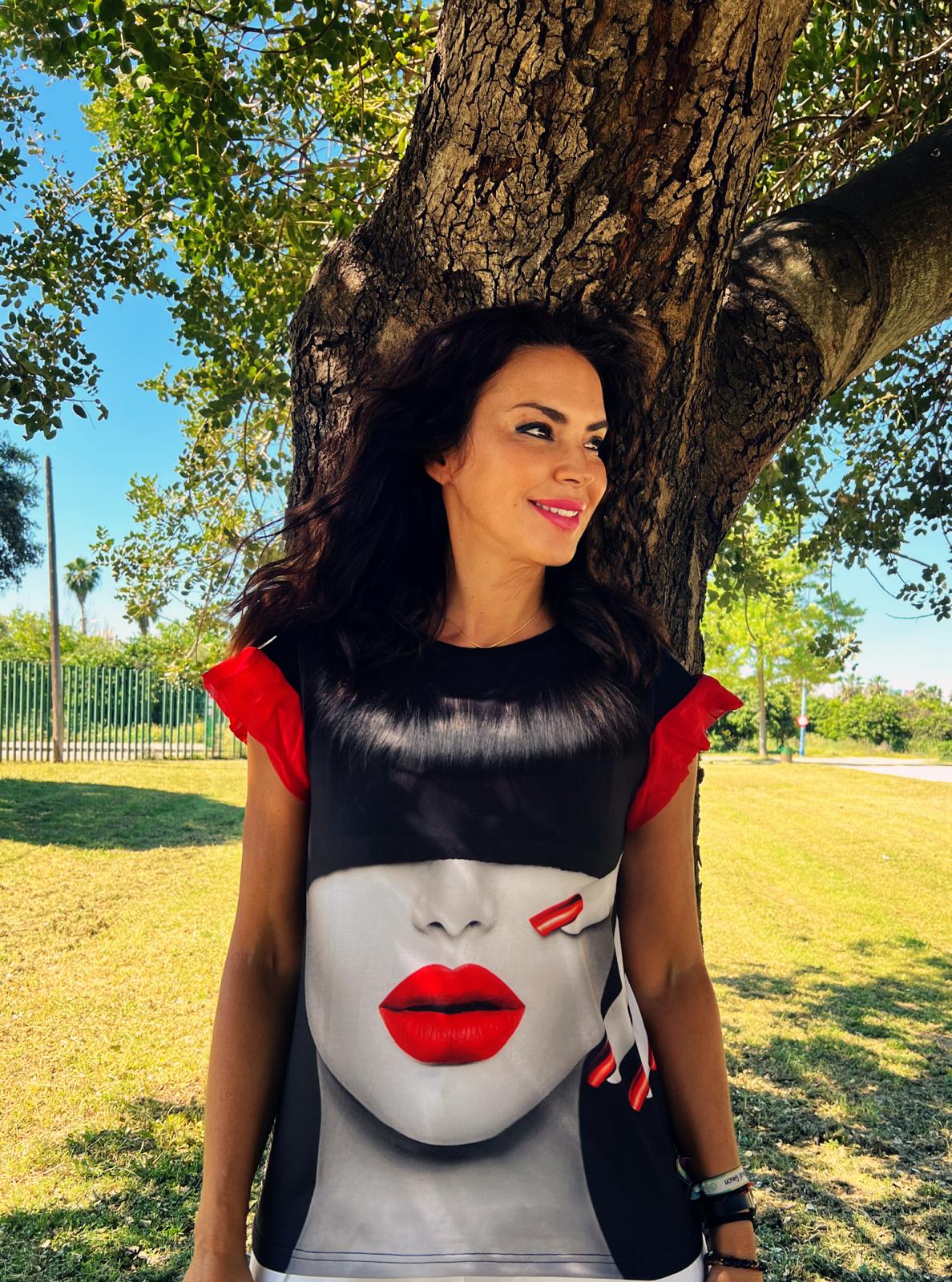 CAMISETA LABIOS 796