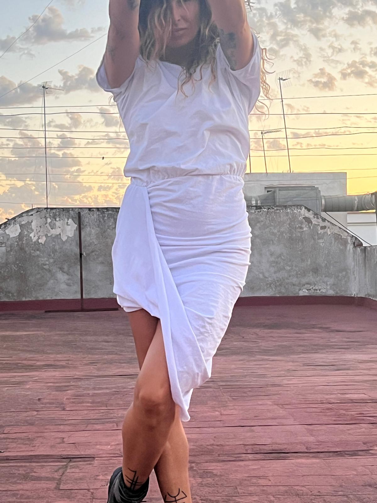 VESTIDO CORTO DE ALGODÓN BLANCO
