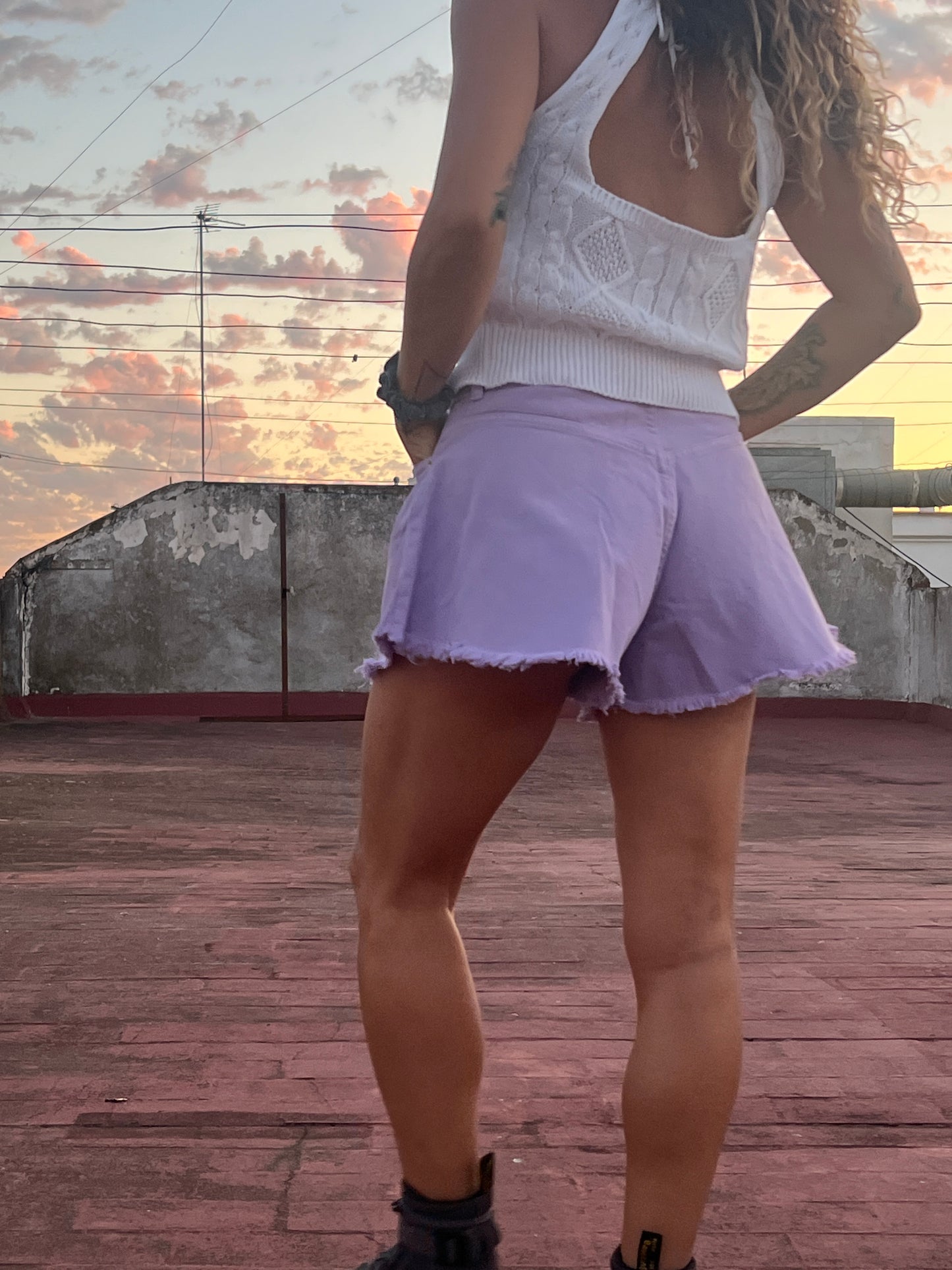 SHORTS PLISADO CORTO-LILA
