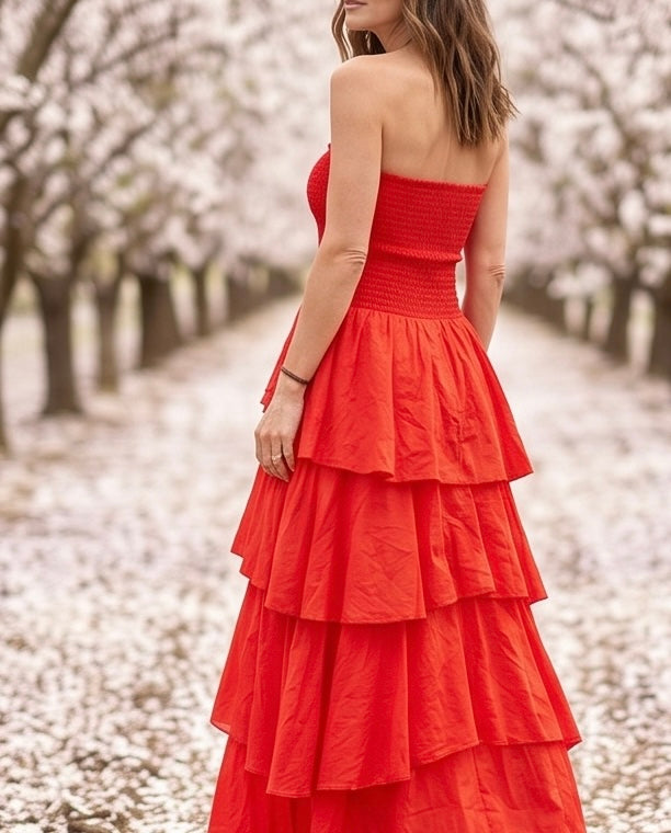 VESTIDO LARGO BOHO DE CAPAS CON ESCOTE PALABRA DE HONOR – ROJO
